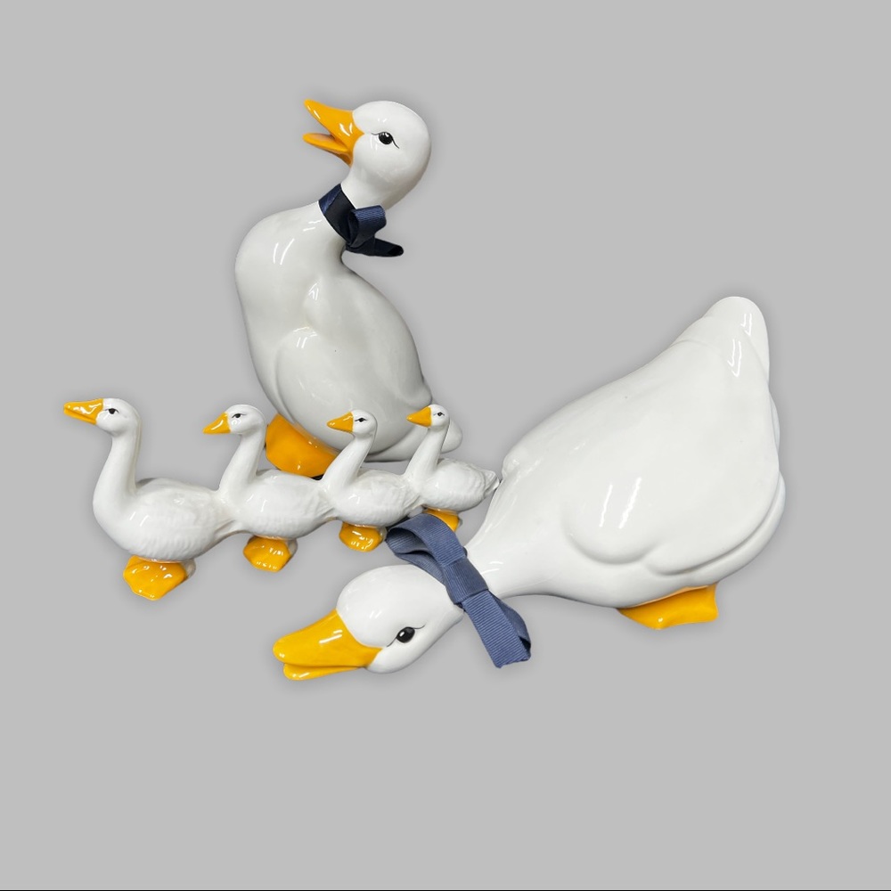 Ceramic Geese Decor